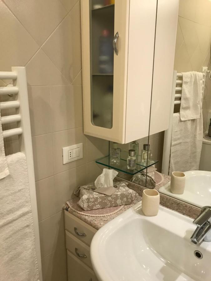 Апартаменты La Casa Shabby Мариллева Экстерьер фото